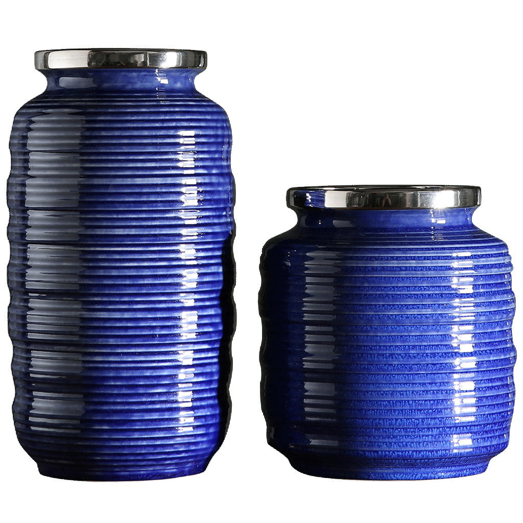 M513X01 swirled round mouth bottle