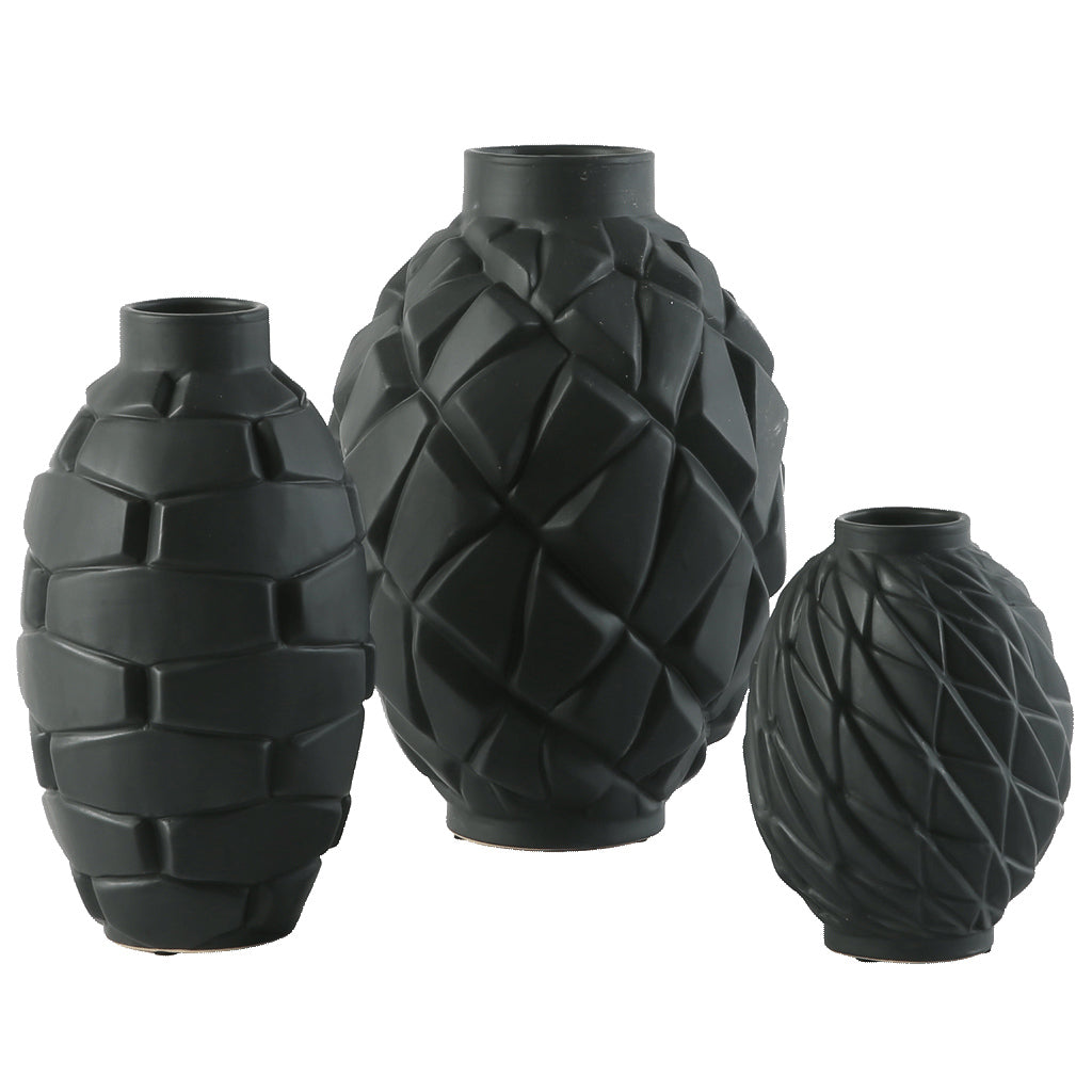 M968X02 geometric bottle