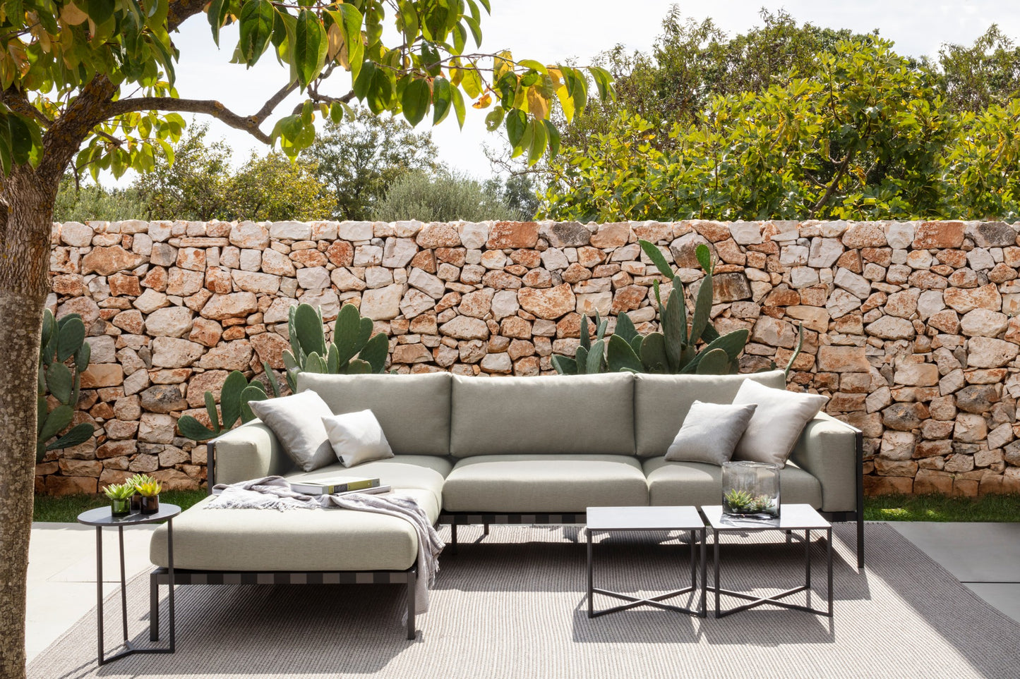 Tribu Natal Alu Outdoor Sofa