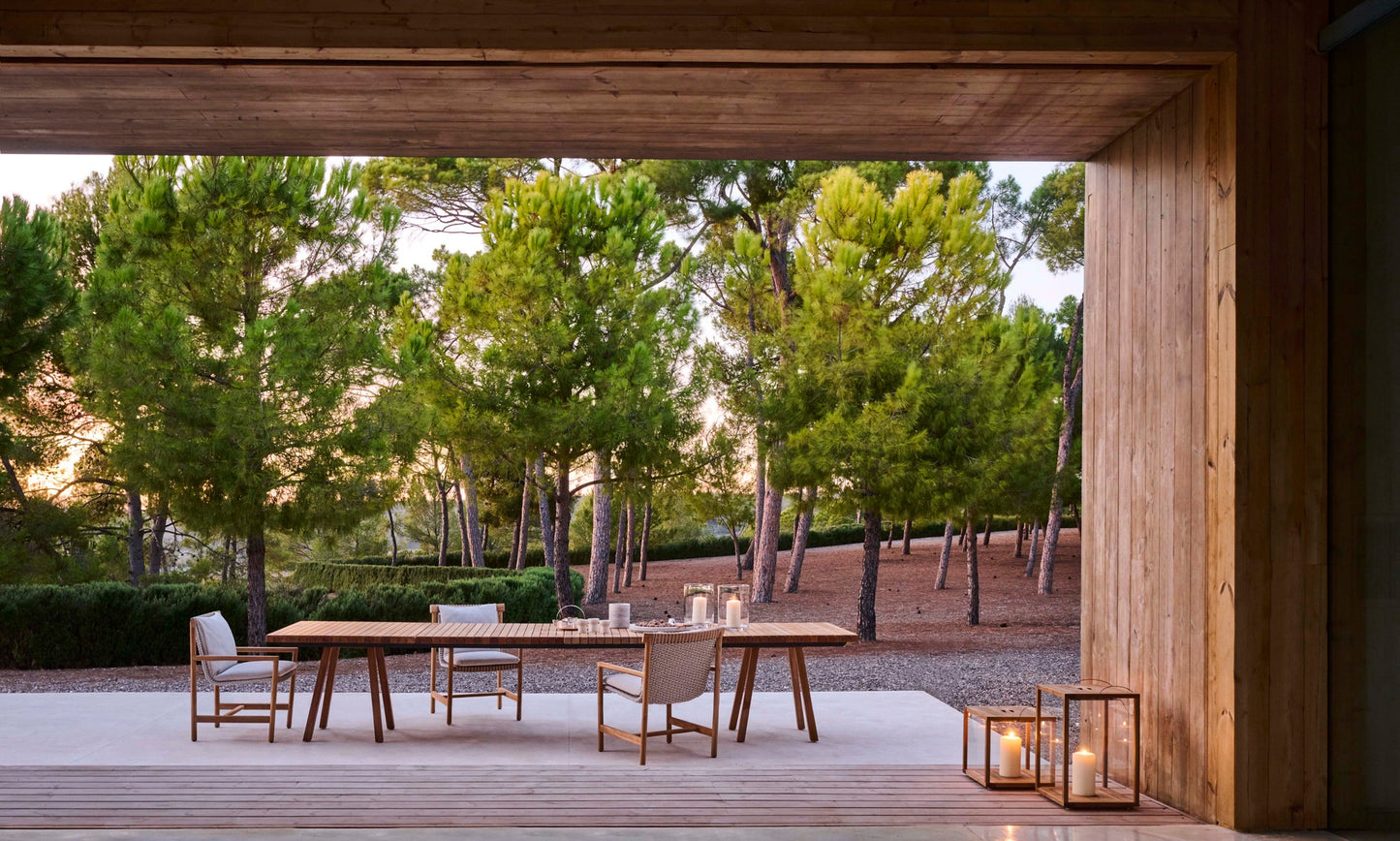 Tribu Vis À Vis Outdoor Dining Table