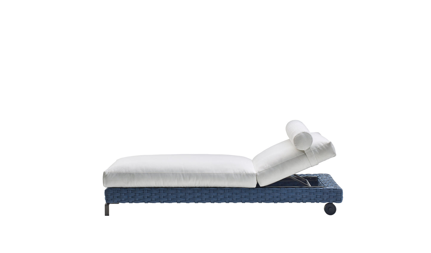 B&B italia Ray Outdoor Chaise Longues