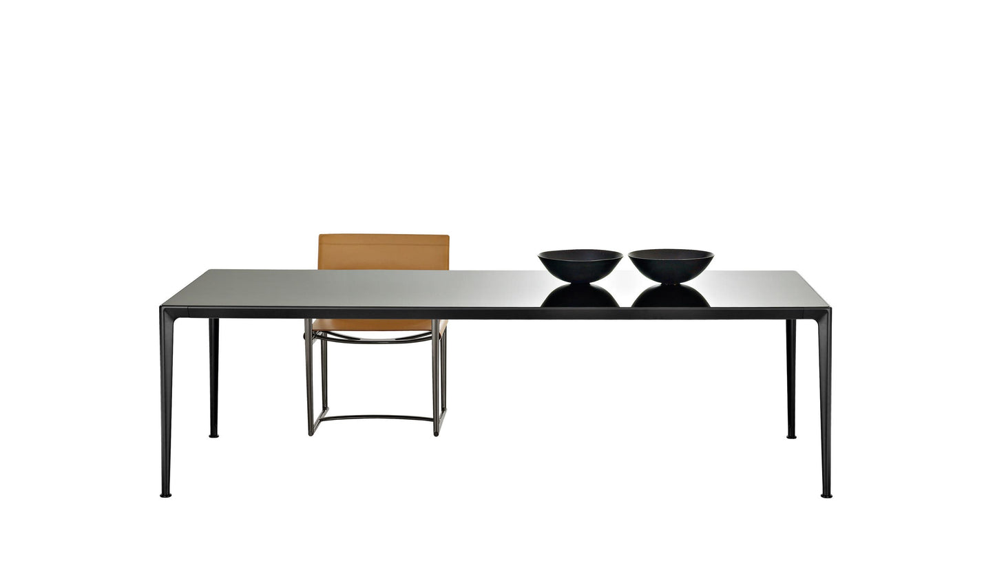 B&B Mirto Indoor Dinning Table