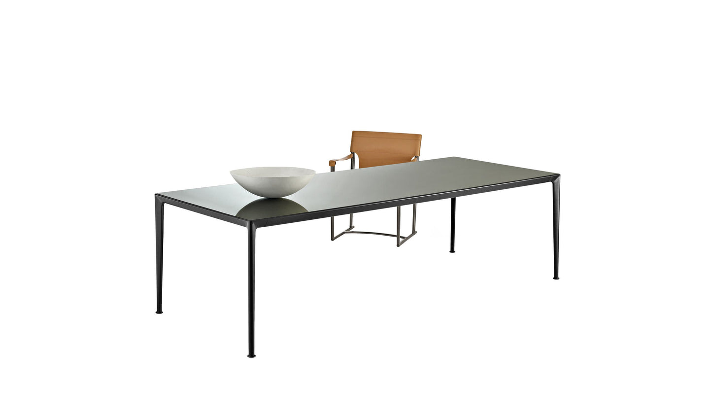 B&B Mirto Indoor Dinning Table