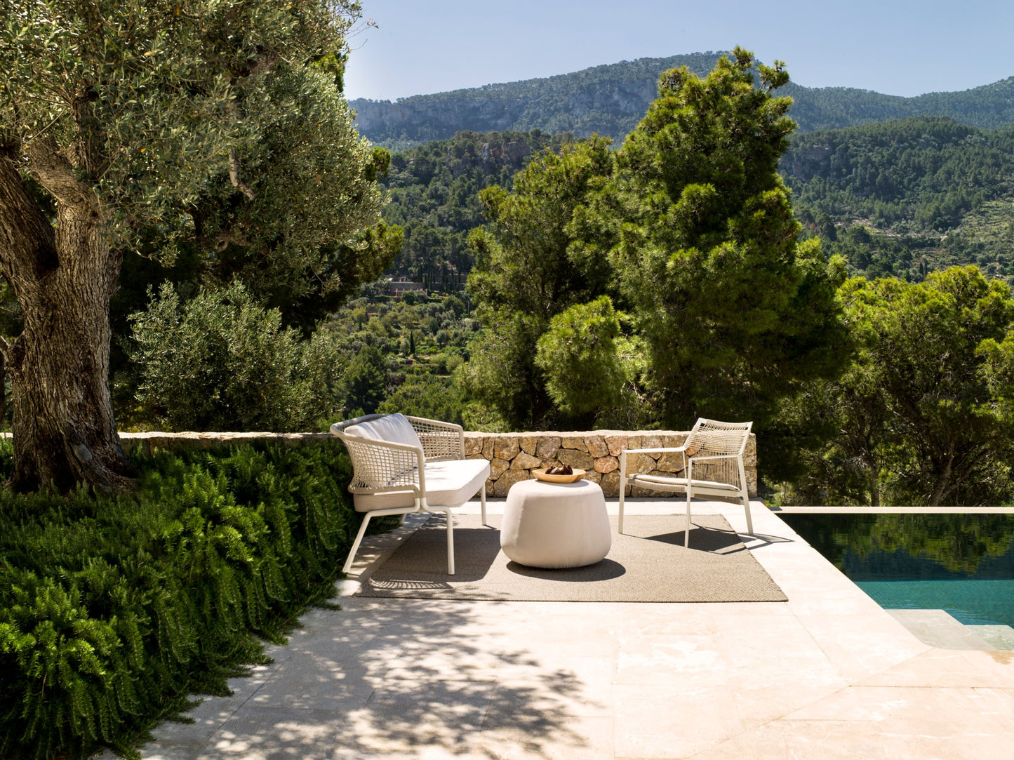 Tribu Nodi Outdoor Lounge Chair