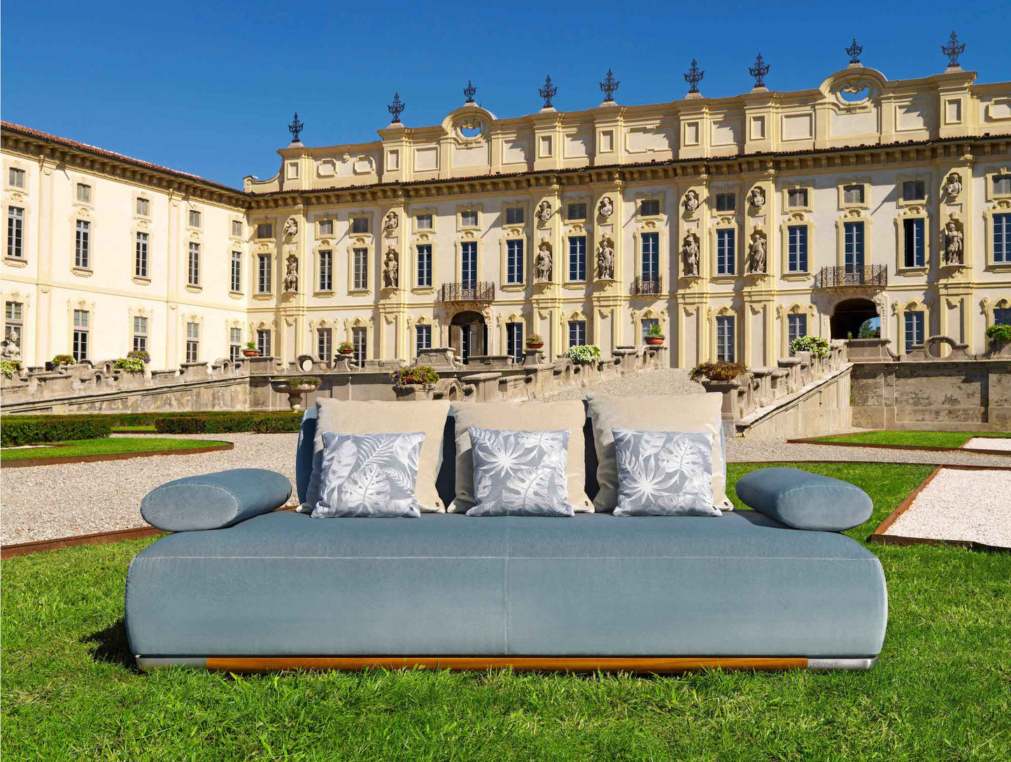 Visionnaire Ilario Outdoor Sofa