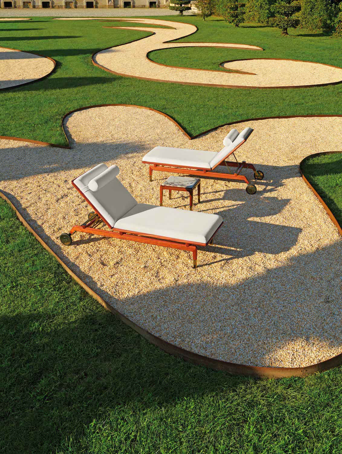 Visionnaire Outdoor Chaise Longues