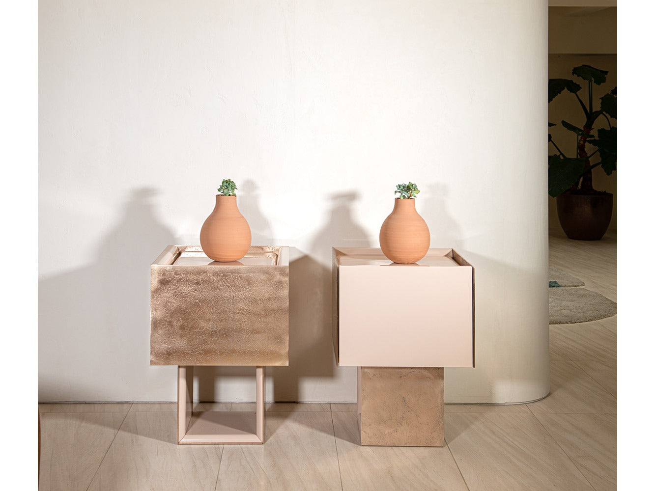 Cornelio Cappellini Cubotto Sideboard
