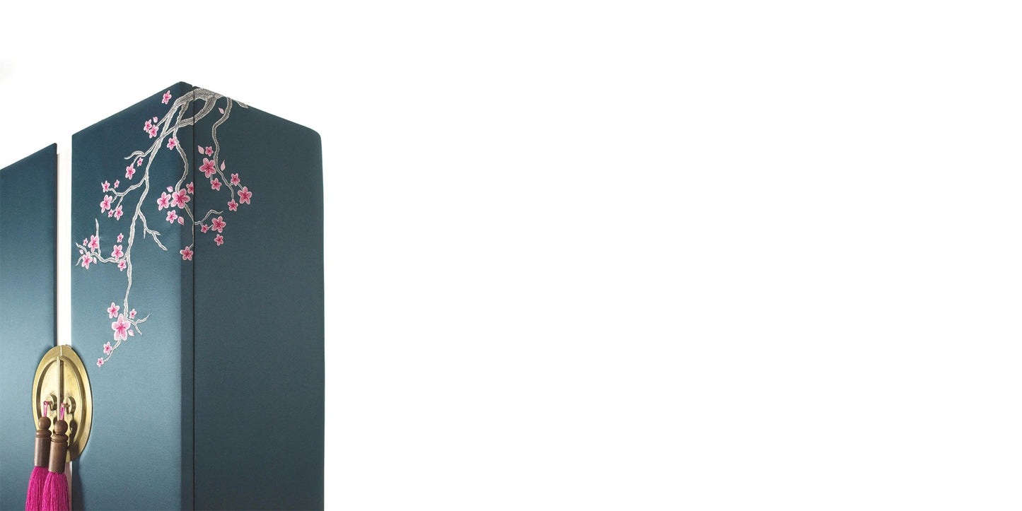 Alma De Luce Kimono Wine Cabinet