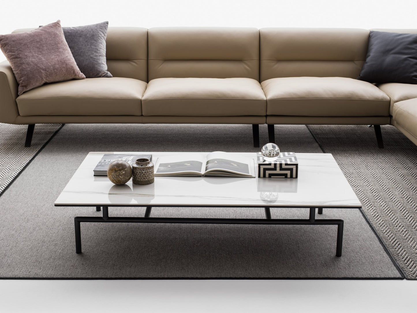 Alberta Feenix Sofa