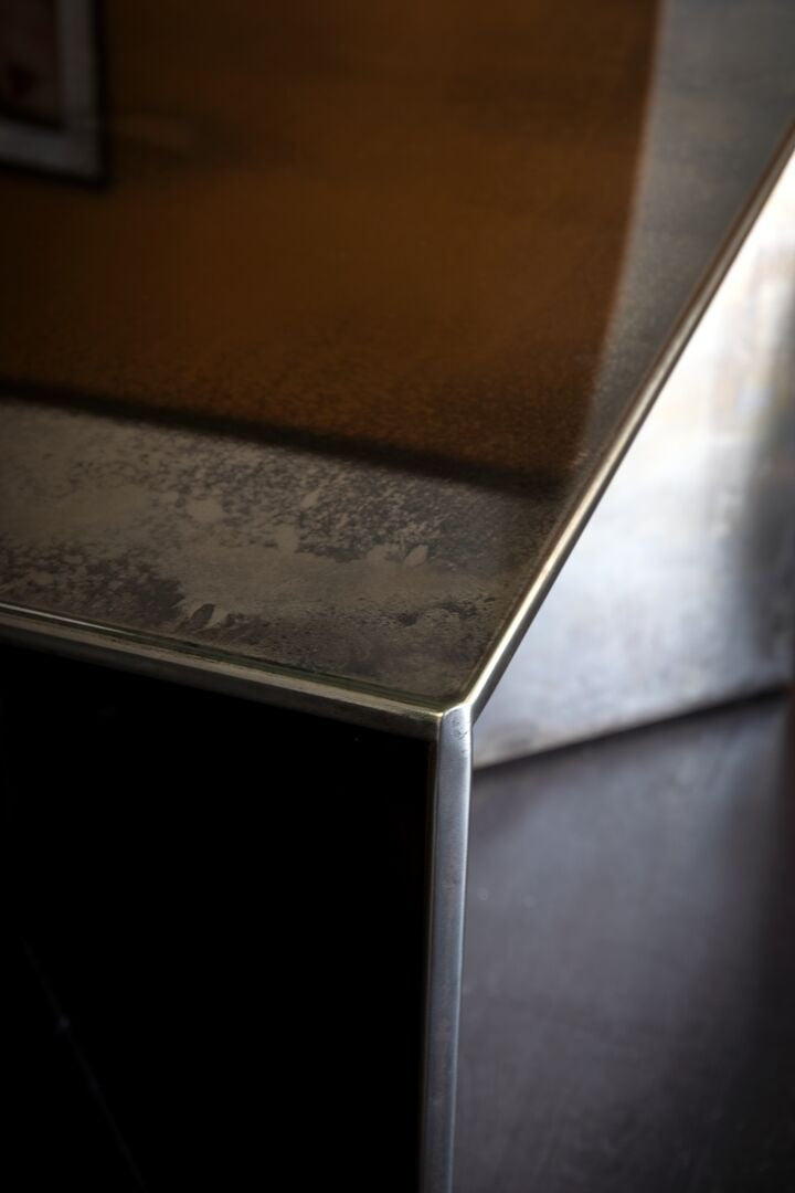 Baxter Y25 Dinning Table