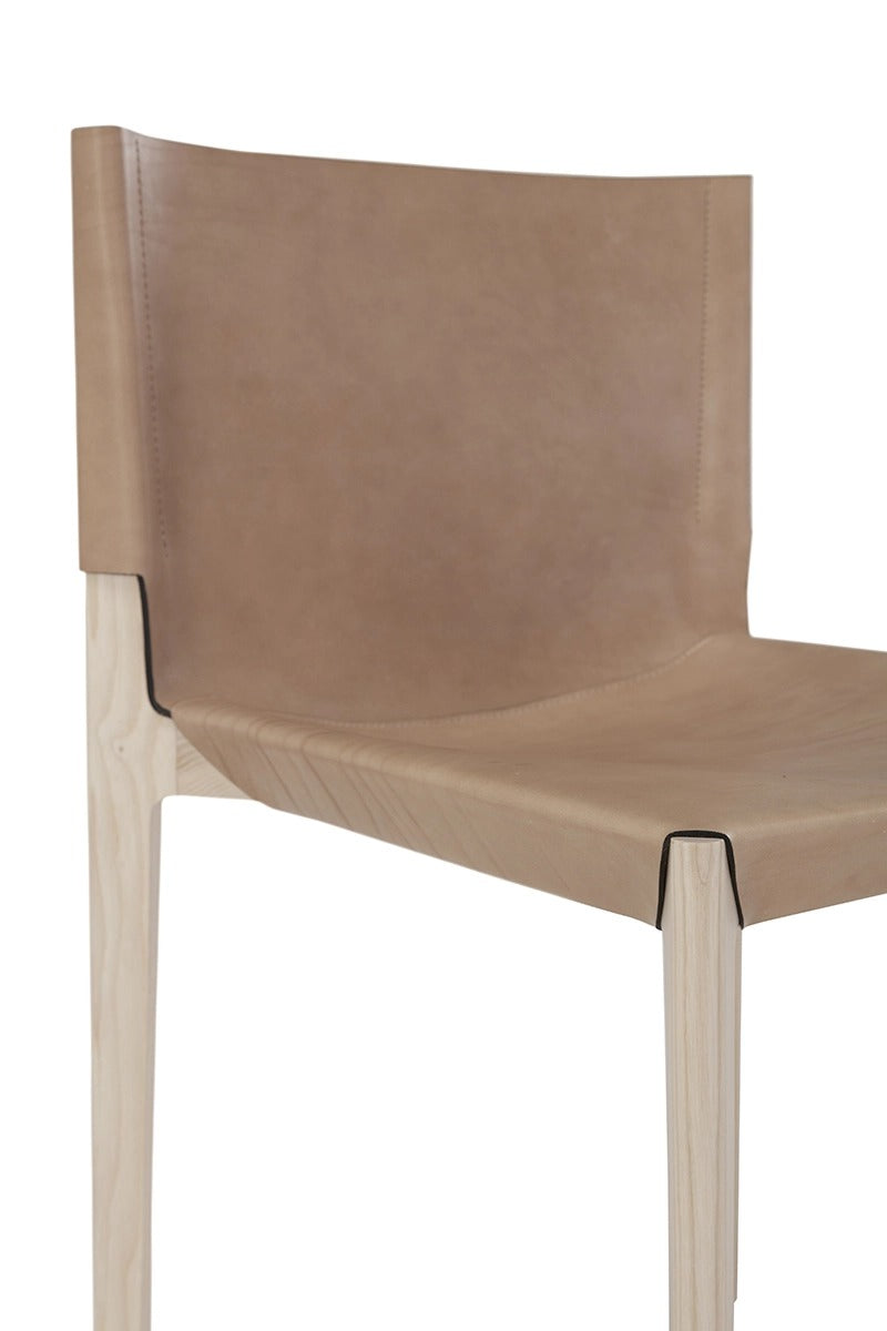 Amura Stilt Dinning Chair