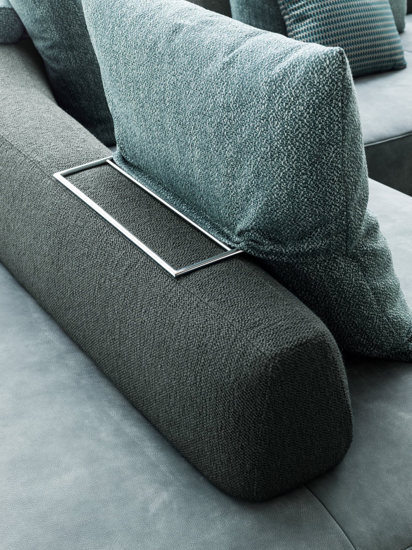 Alberta Freedom Sofa