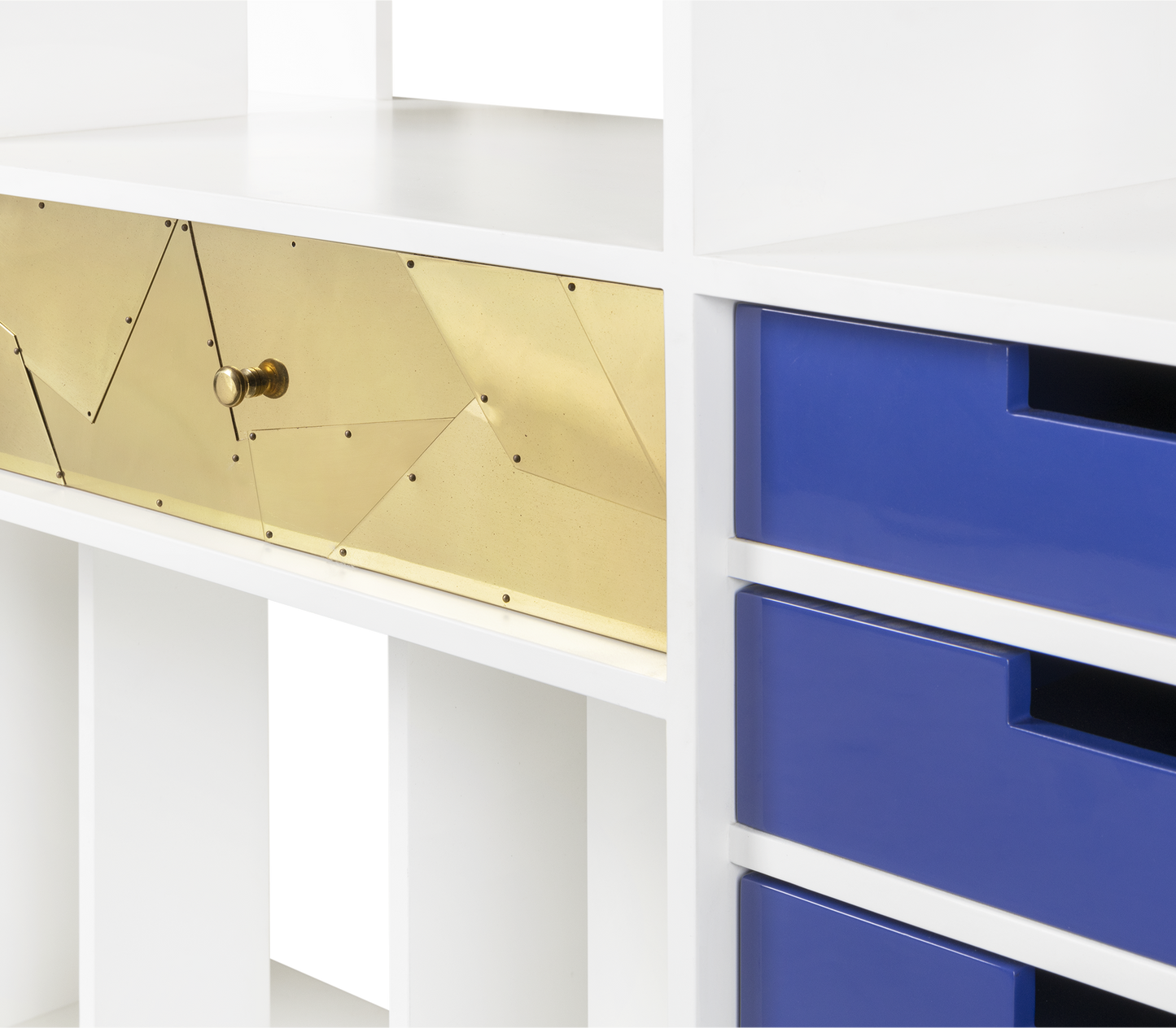 Boca Do Lobo Coleccionista Bookshelf