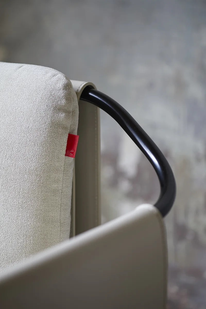 Amura Kimono Leisure Chair