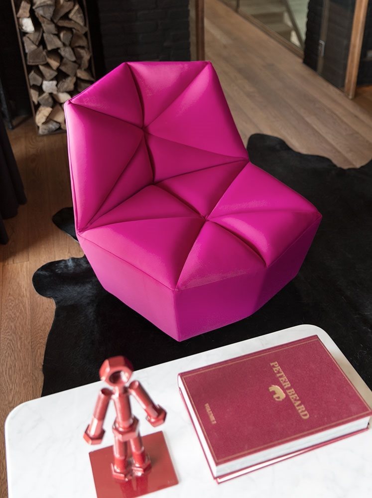 Alberta Gossip Leisure Chair