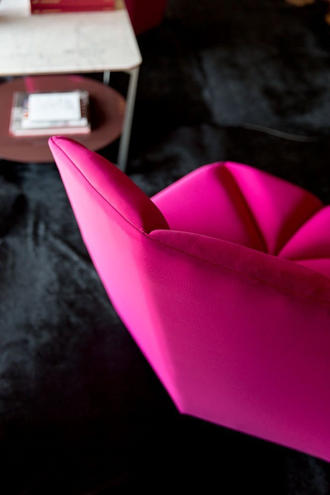 Alberta Gossip Leisure Chair