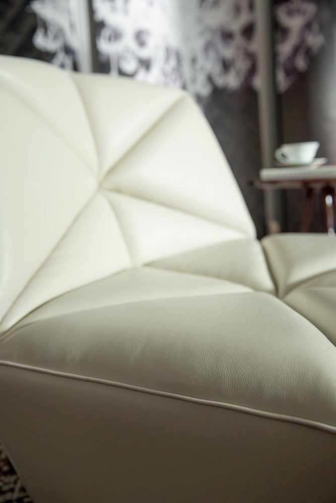 Alberta Gossip Leisure Chair