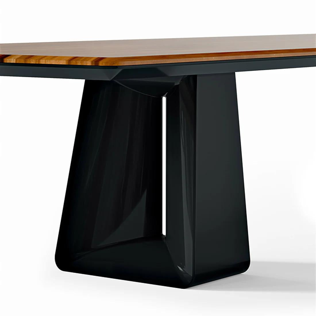 Bentley Fenton Dinning Table