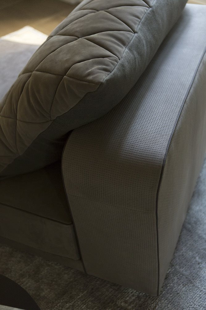 Alberta Gary Recliner