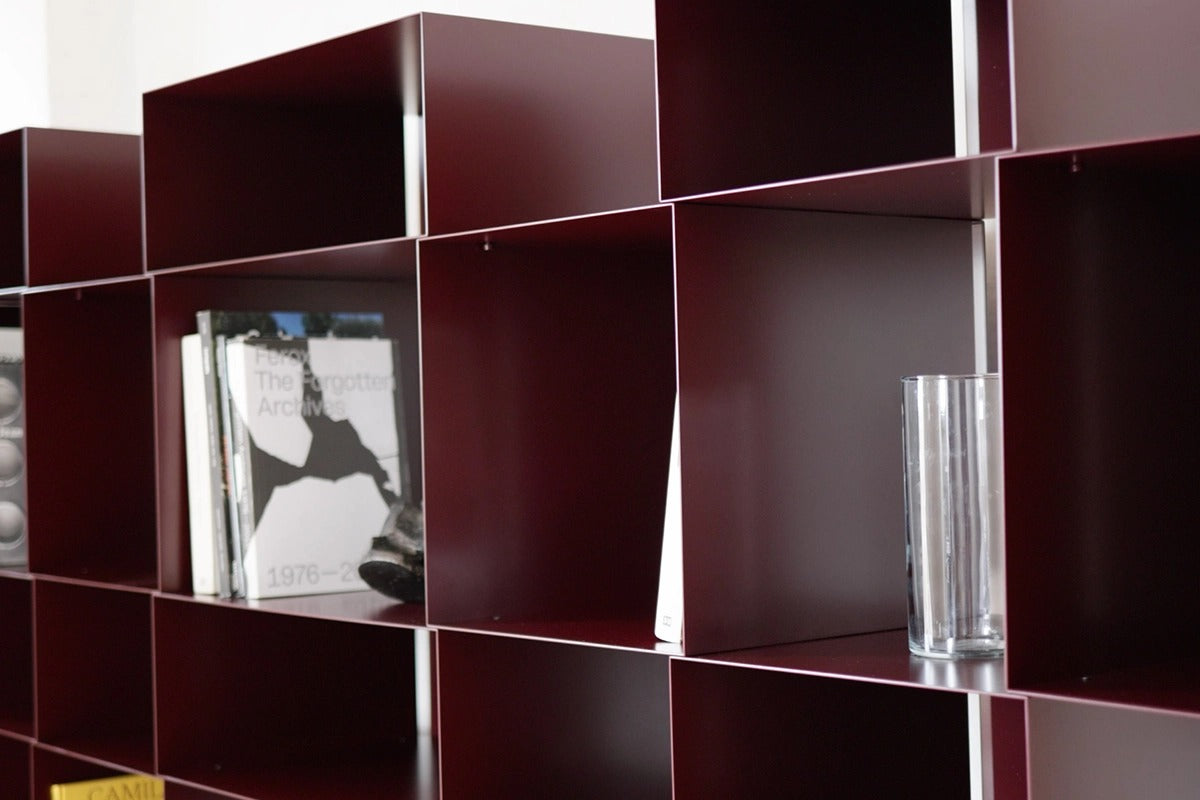 Amura Eresia Bookshelf