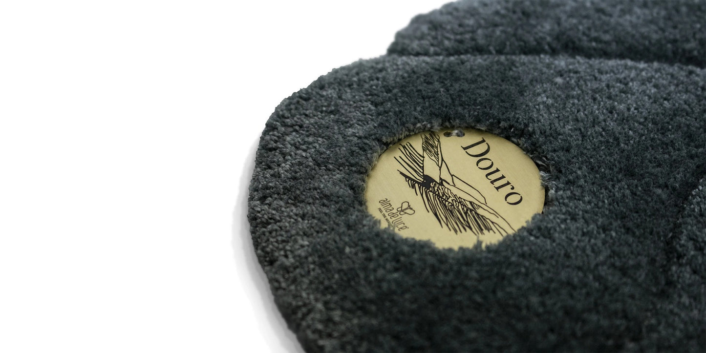 Alma De Luce Douro Rug