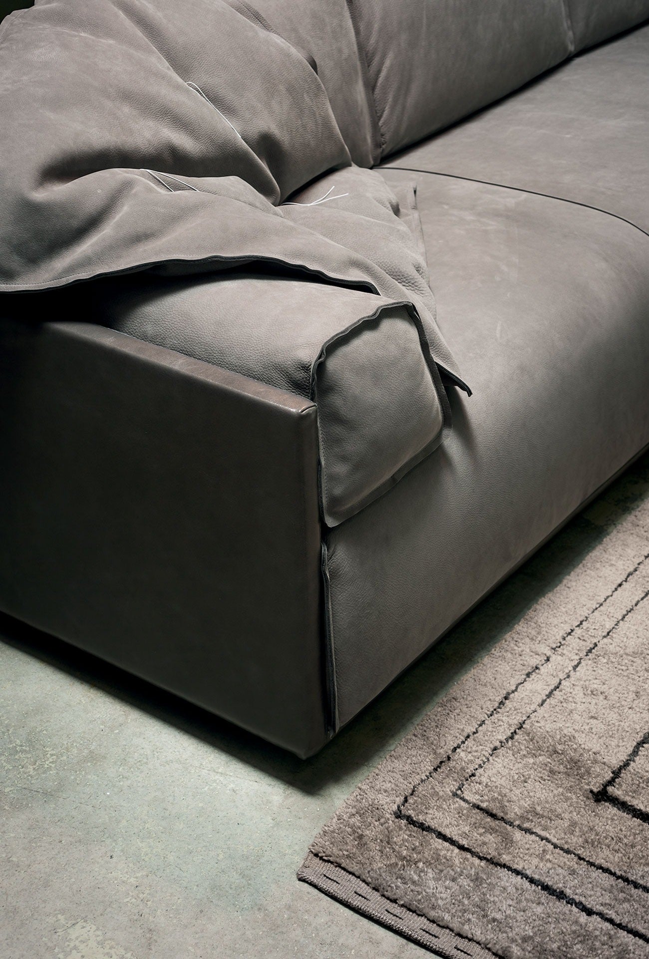 Baxter Hard & Soft Slim Sofa