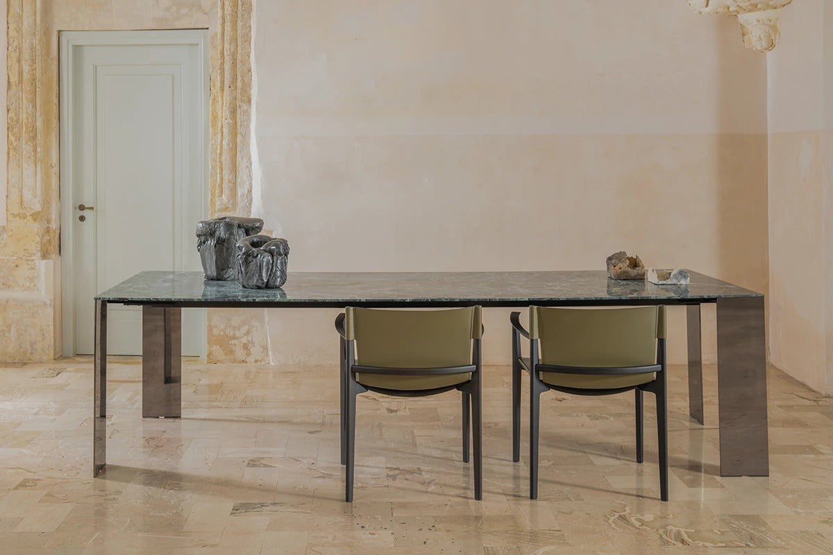 Amura Exilis Dinning Table