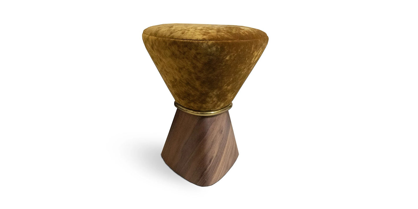 Alma De Luce Phu Cau Stool