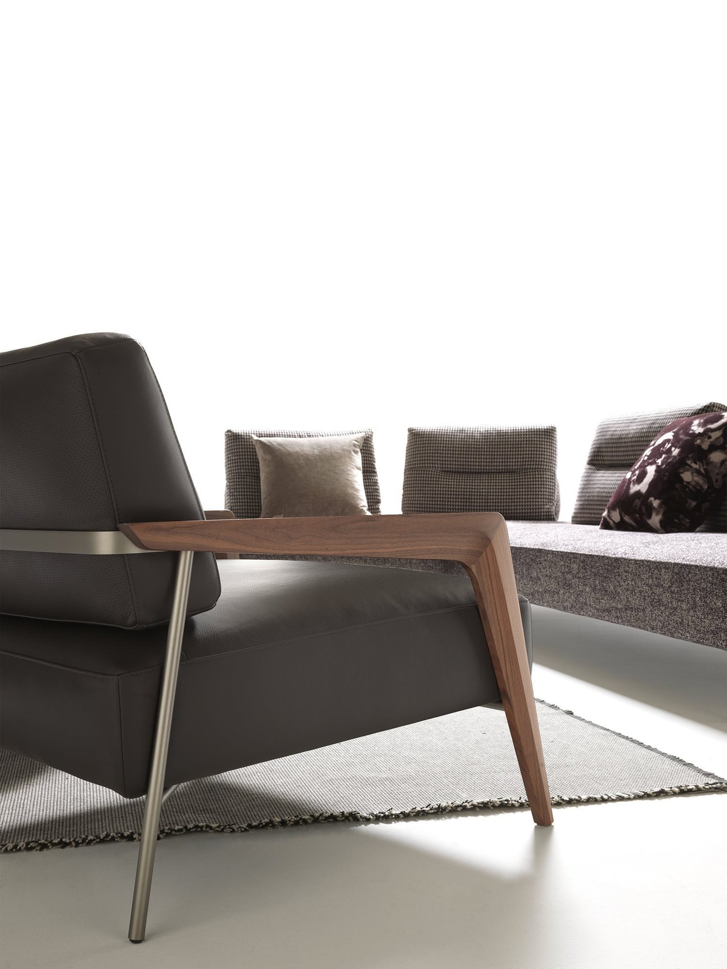 Alberta Cecile Leisure Chair