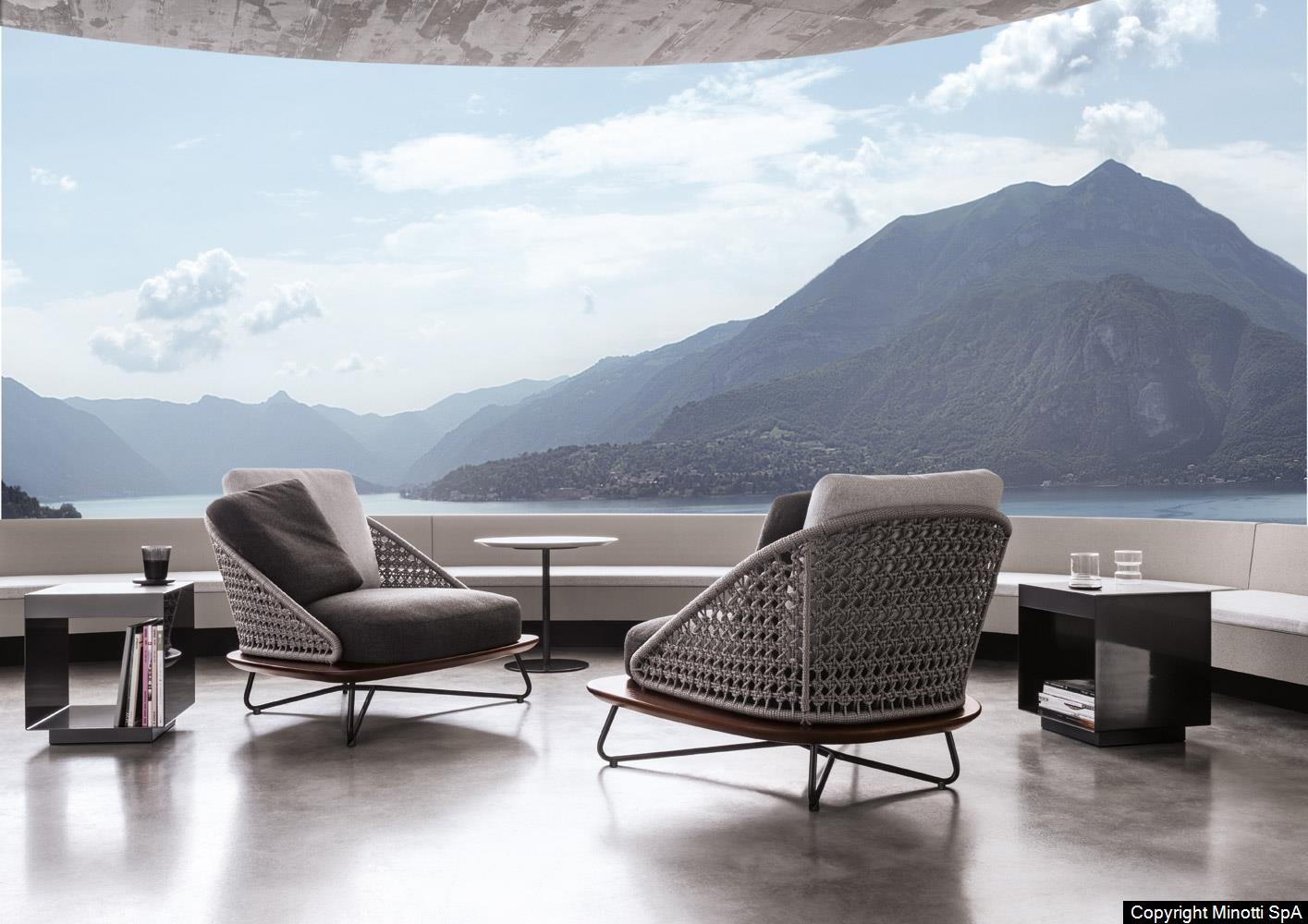 Minotti Rivera Outdoor sofa