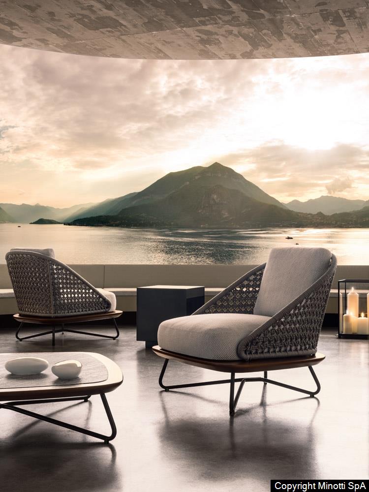 Minotti Rivera Outdoor sofa