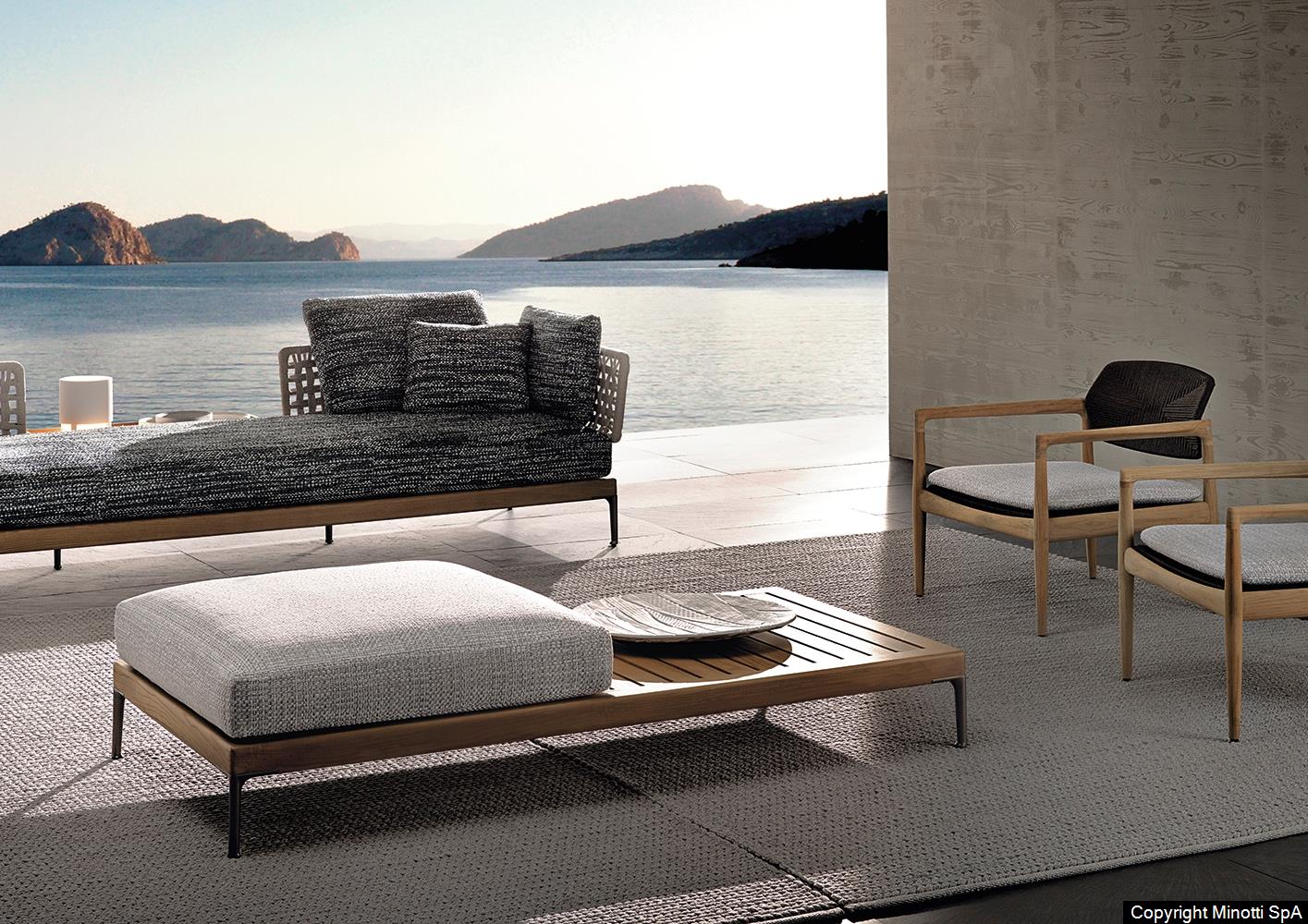 Minotti Patio Teak Outdoor sofa