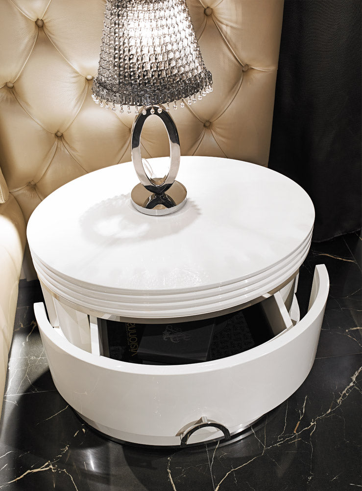 Visionnaire Beauforts Nightstand