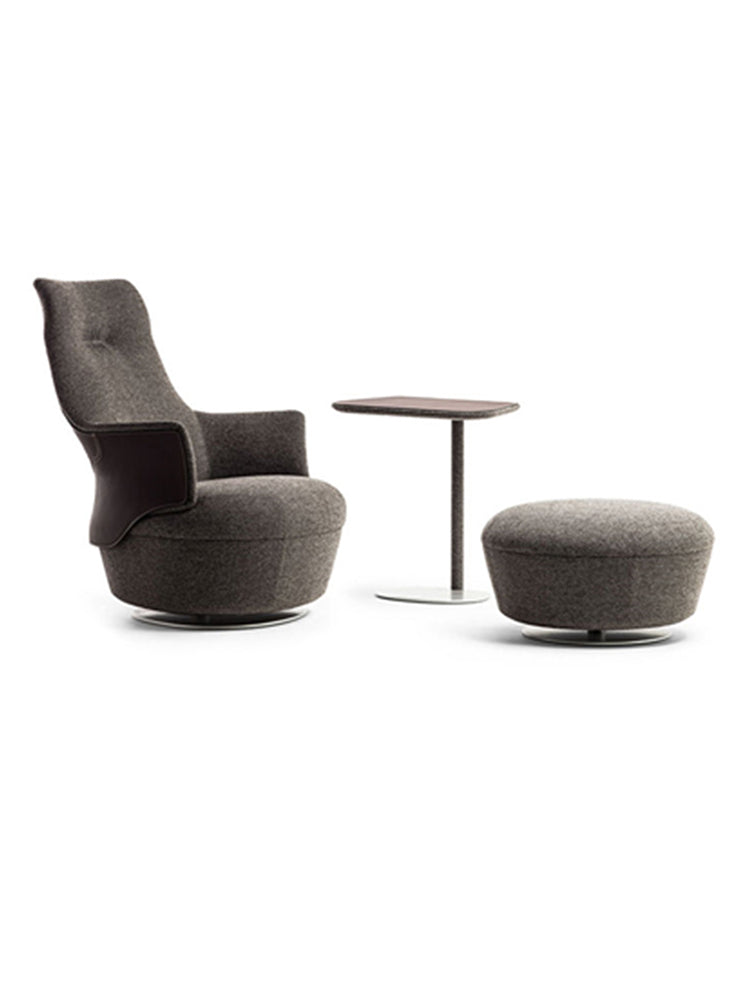 Poltrona Frau Assaya Leisure Chair