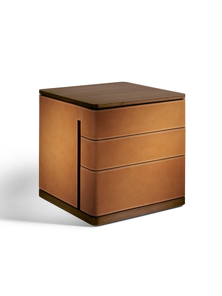 Poltrona Frau Fidelio Nightstand