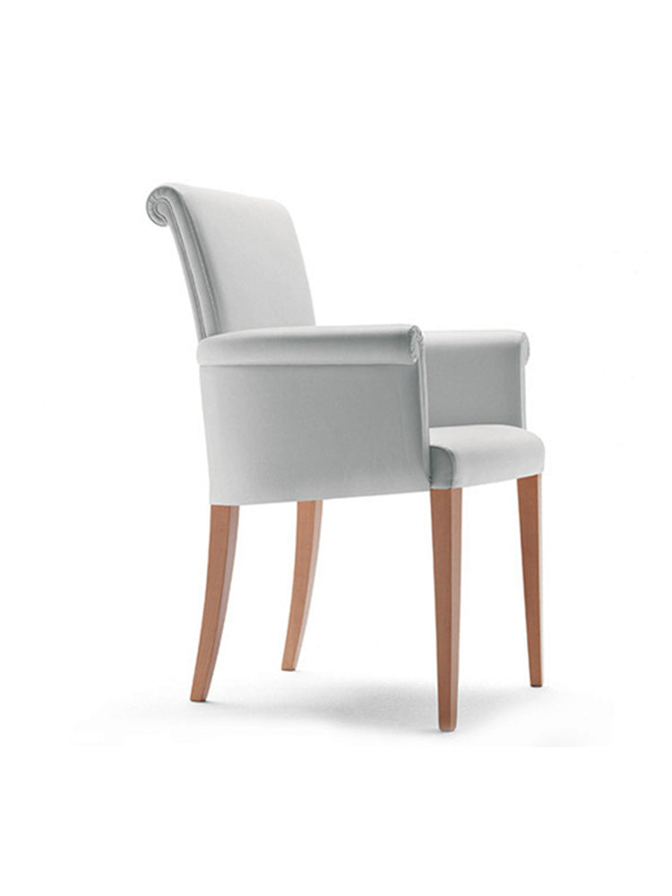 Poltrona Frau Vittoria Dinning Chair