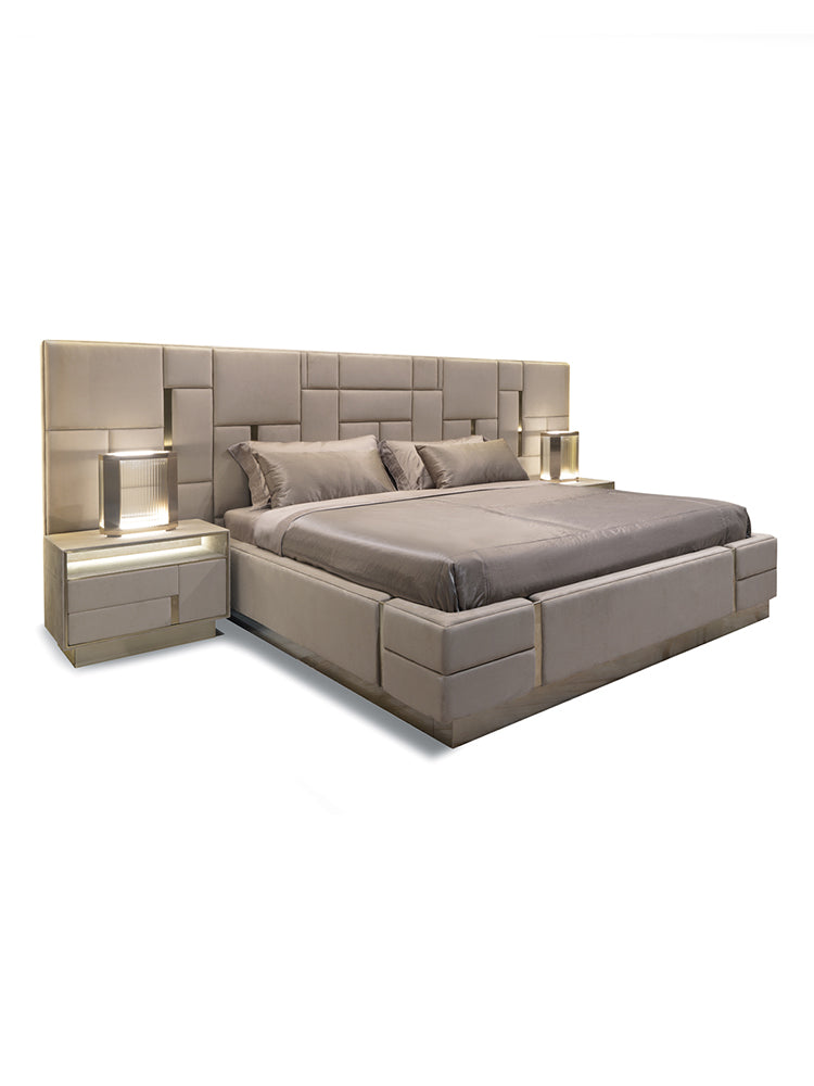 Visionnaire Beloved Bed