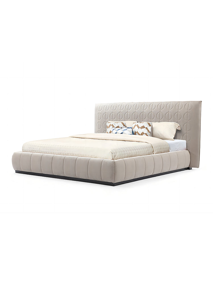 Minotti Curtis Bed