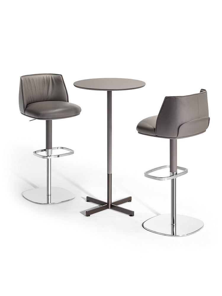 Poltrona Frau Bob Bistrot Bar Table