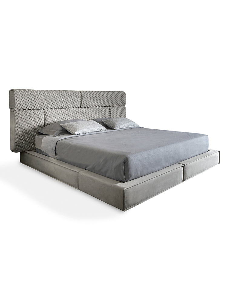 Cornelio Cappellini Hug Bed
