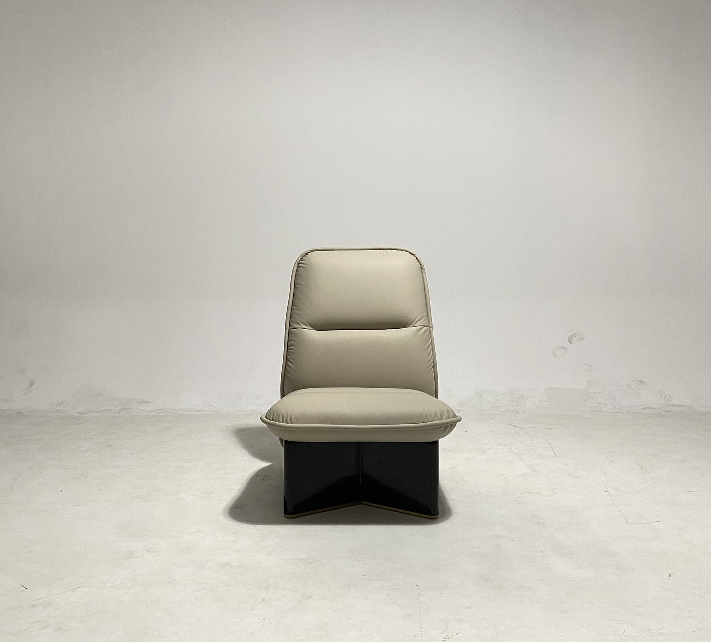 Cornelio Cappellini Ypsilon Leisure Chair