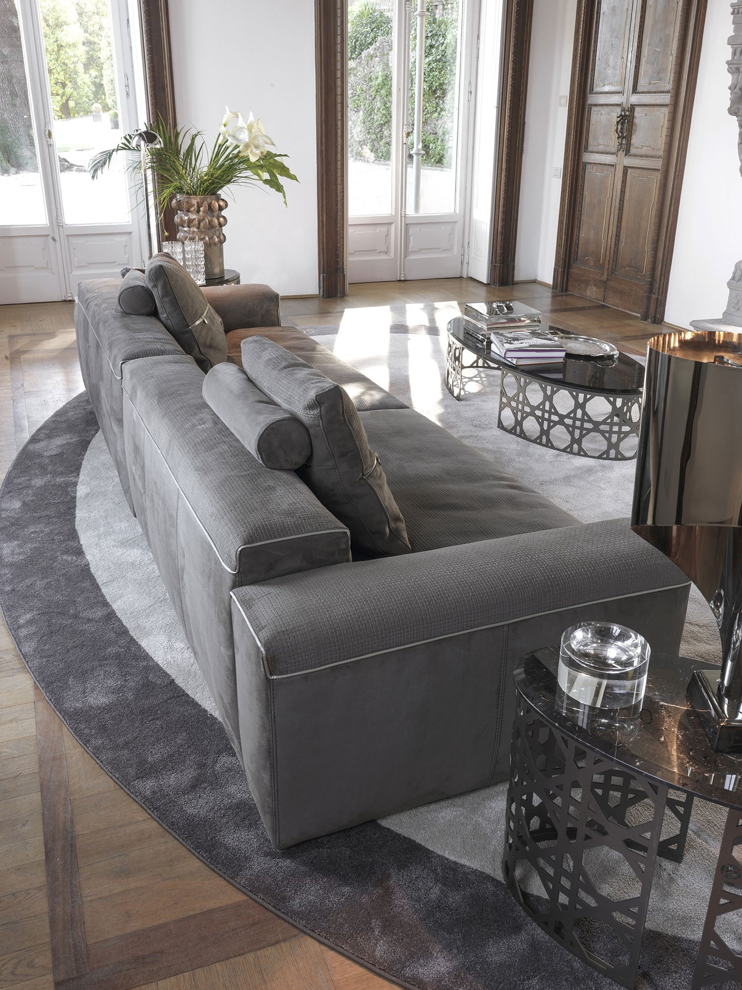 Vittoria Frigerio Sforza Sofa