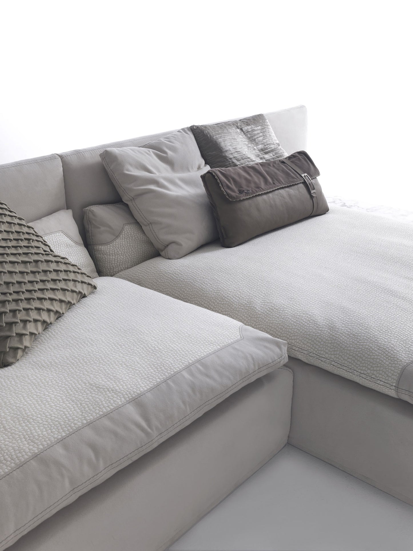 Vittoria Frigerio Serbelloni Sofa