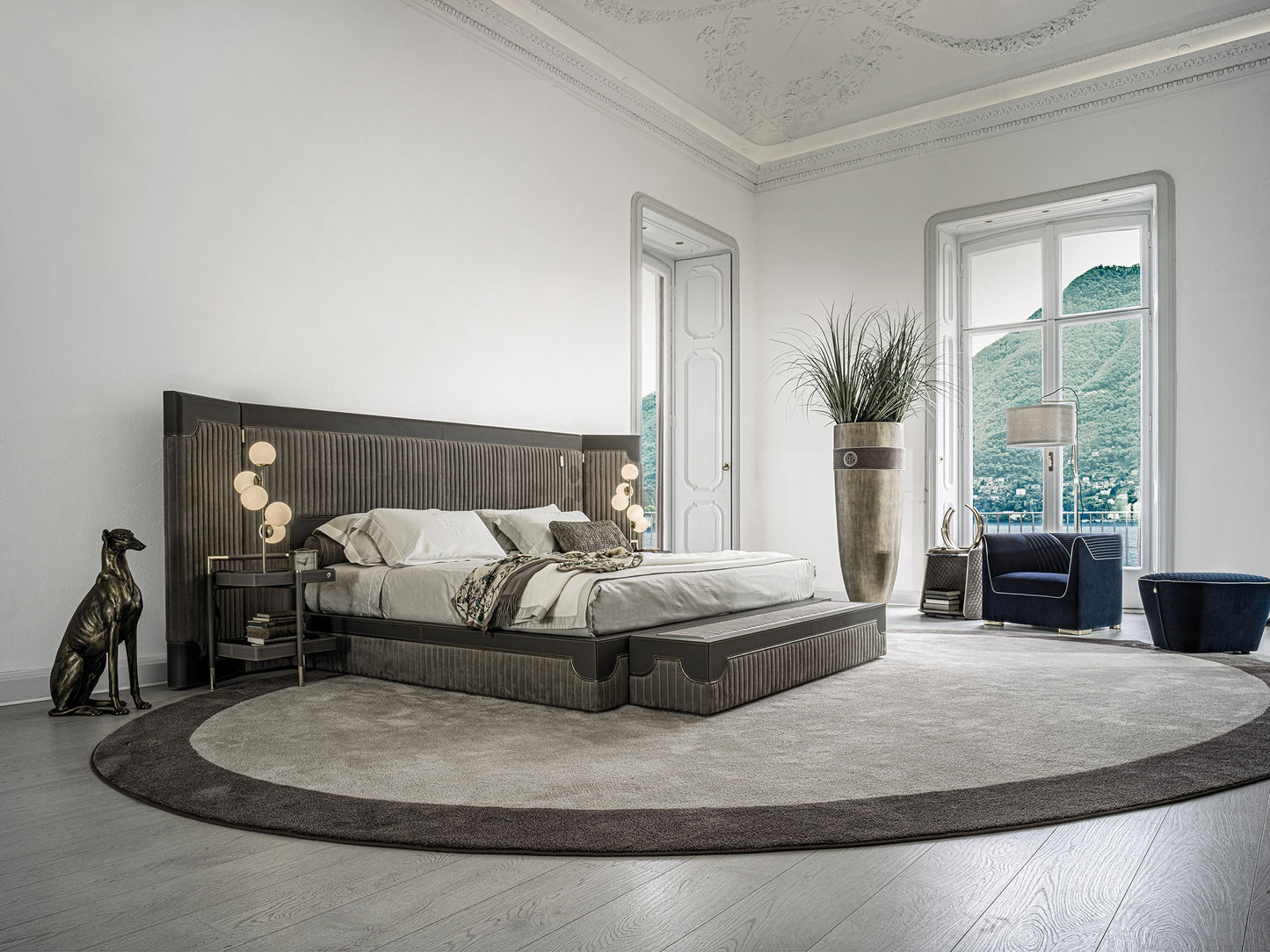 Vittoria Frigerio Capua Bench