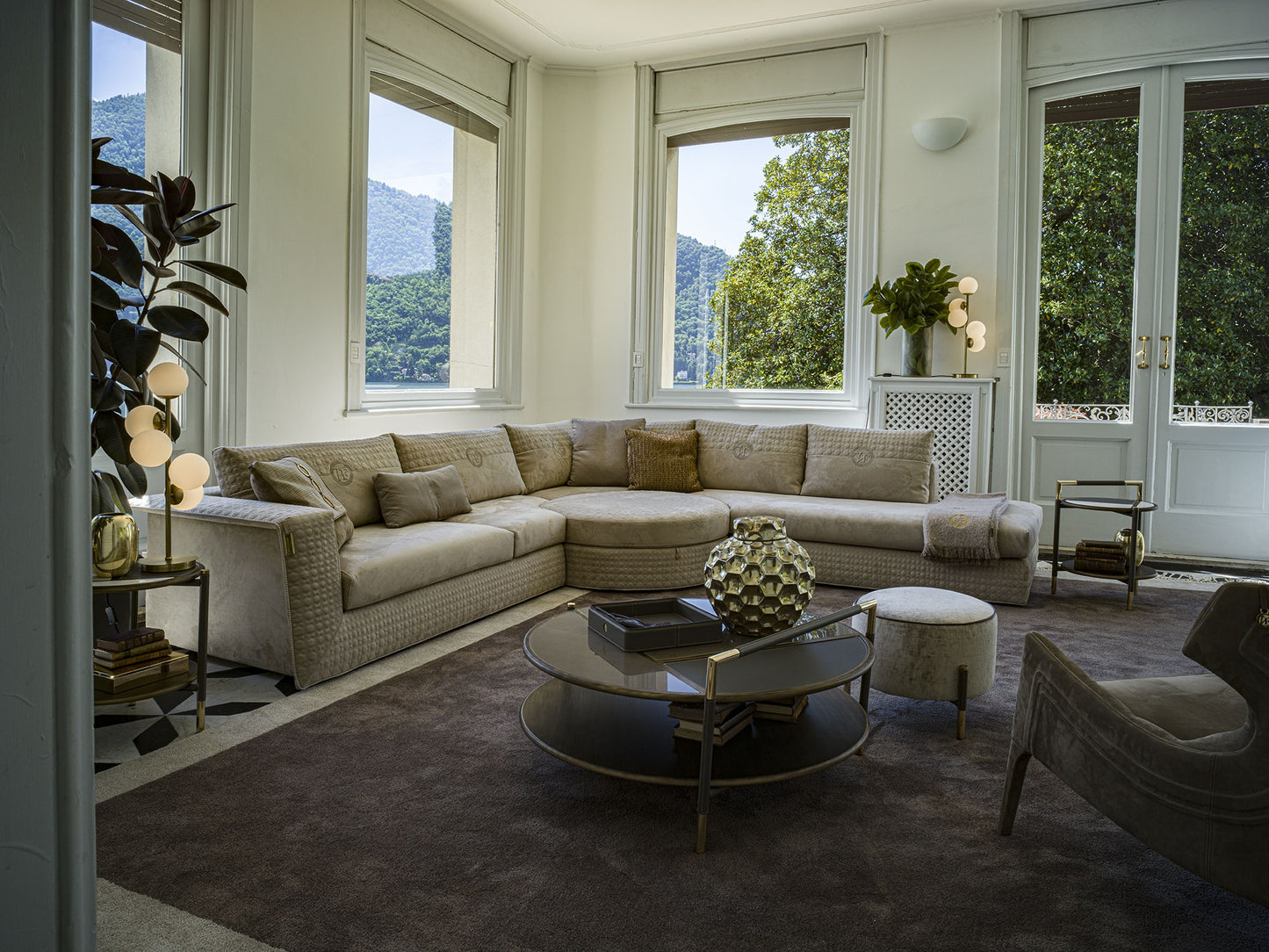 Vittoria Frigerio Araldo Side Table