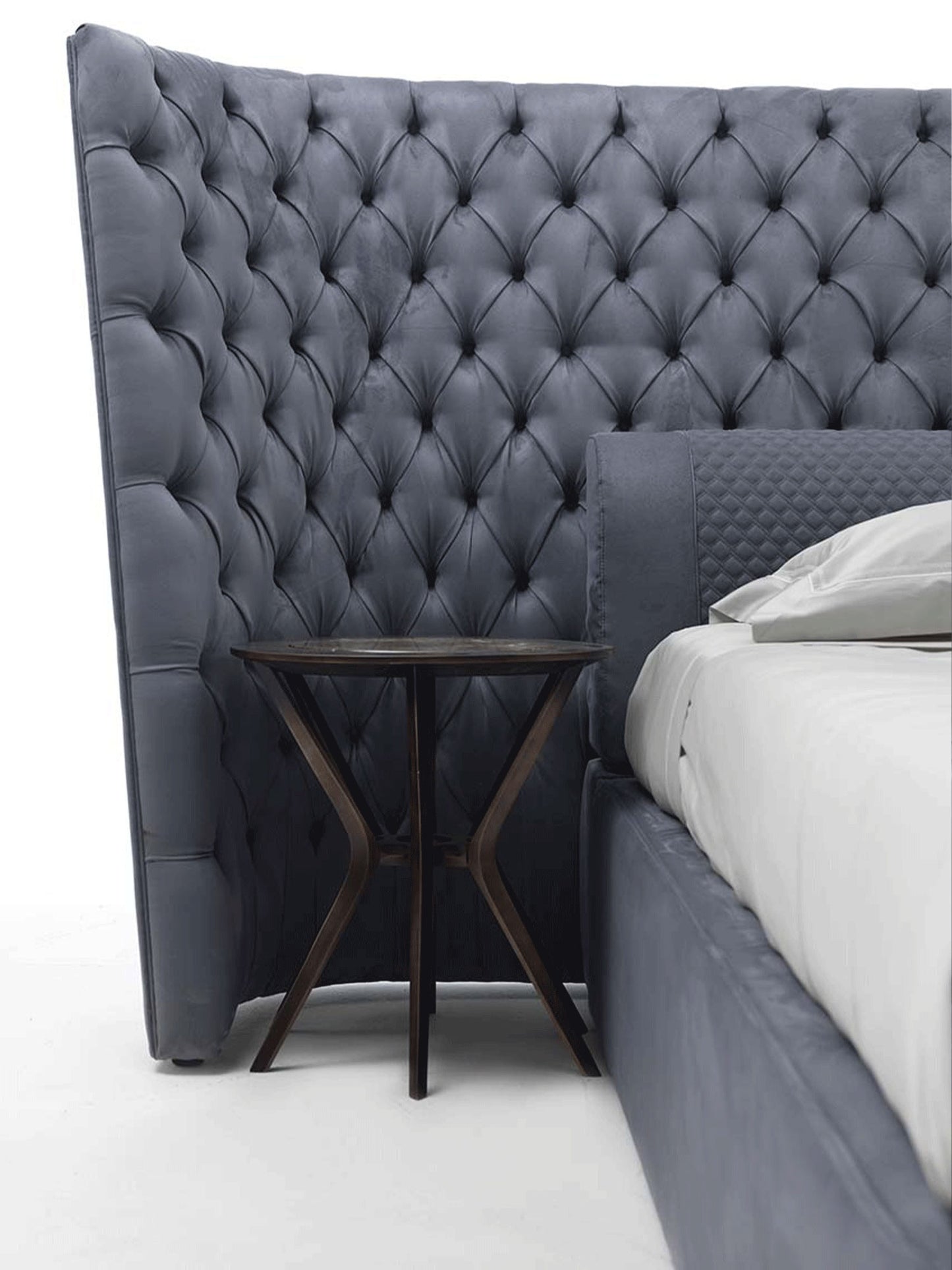 Vittoria Frigerio Medici Large Bed
