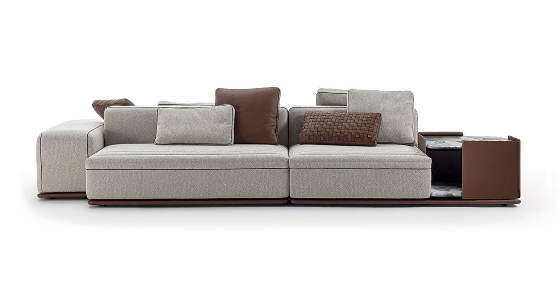Vittoria Frigerio Manfredi Sofa