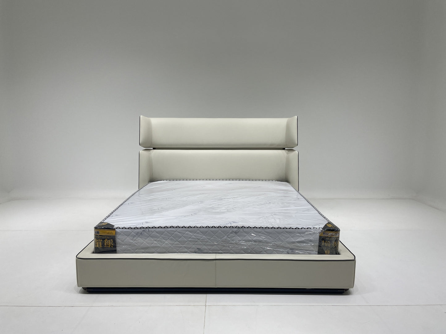 Visionnaire Reverie Bed