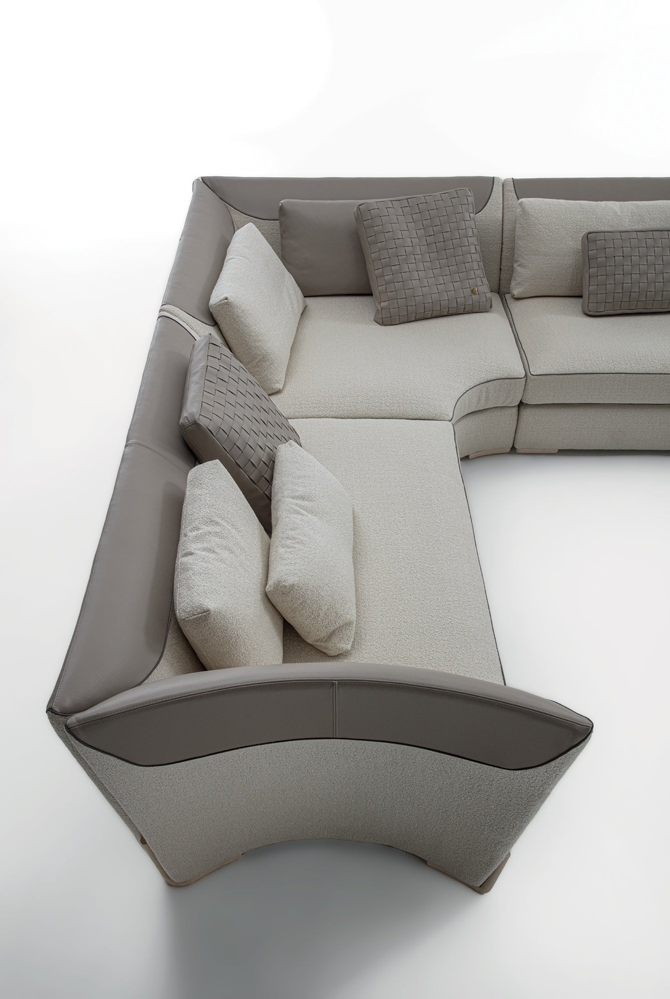 Vittoria Frigerio Vivaldi Sofa