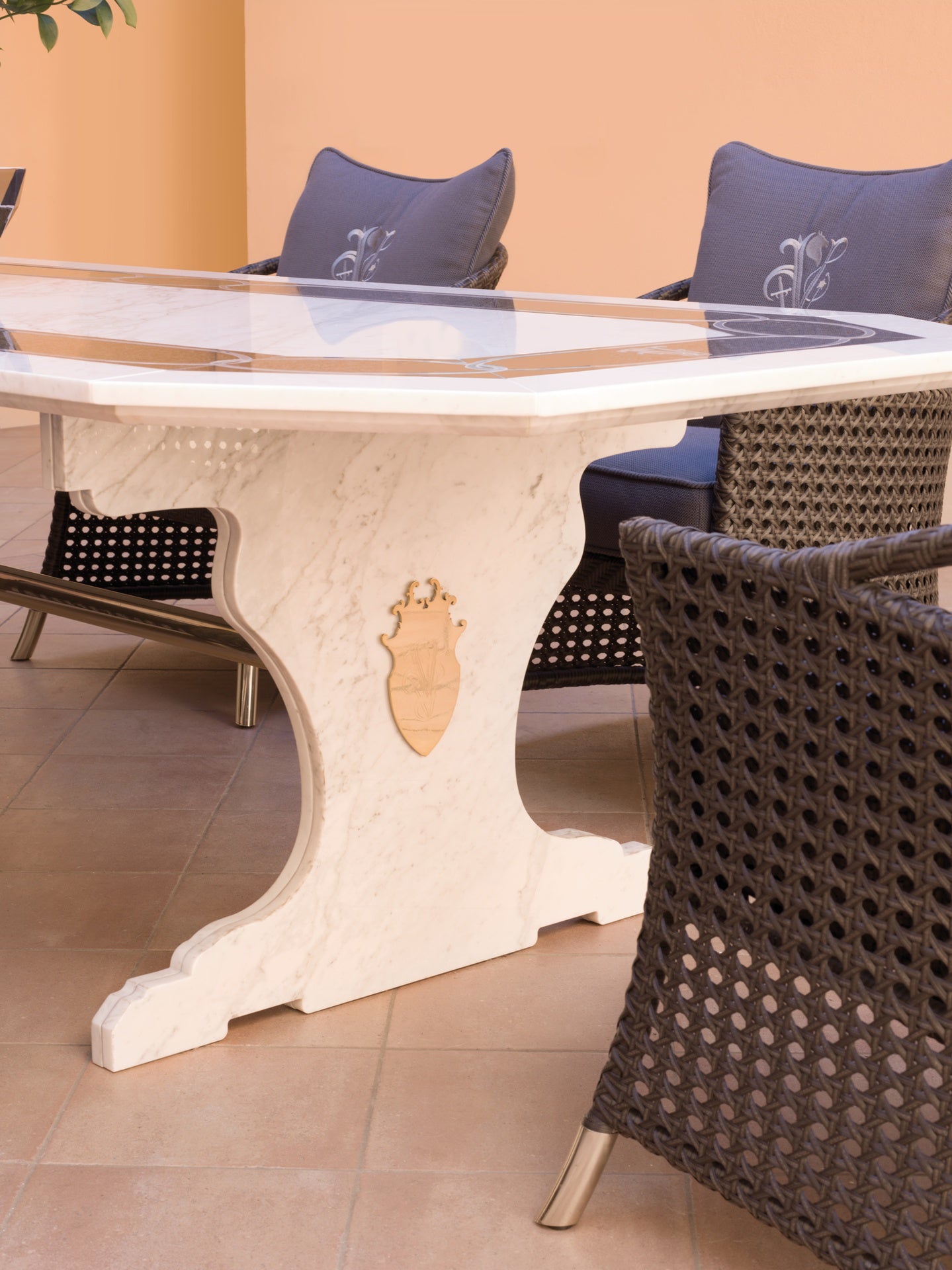 Visionnaire Pergamo Dinning Table